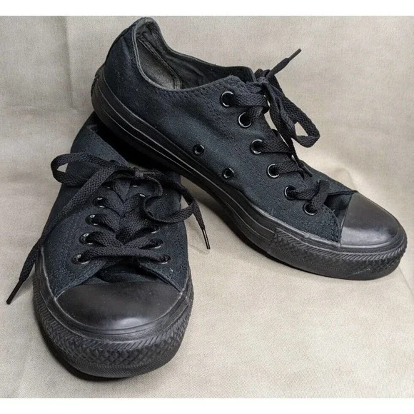 Converse Shoes Converse Shoes Unisex M 7 W 9 Chuck Taylor All